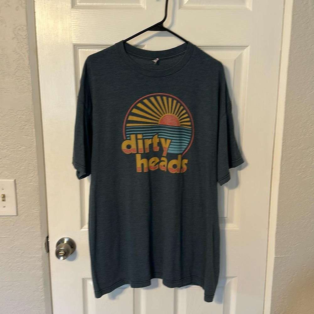 Vintage Style Dirty Heads Band Tee. XXL